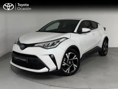Usado Toyota C-HR Advance 122 CV (89 kW) 2023 Blanco perlado SUV
