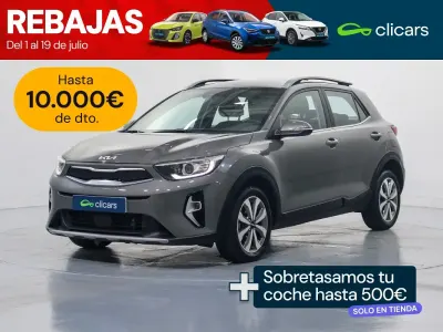 Usado Kia Stonic 120 CV (88 kW) 2022 Verde SUV
