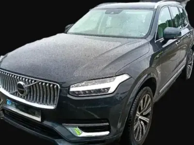 Usado Volvo XC90 Inscription 235 HP (172 kW) 2022 Cinzento SUV