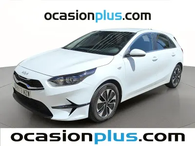 Usado Kia Ceed 101 CV (74 kW) 2025 Blanco Utilitario