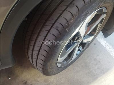 Usado Nissan Qashqai N-Connecta 140 CV (102 kW) 2021 Gris / plata SUV