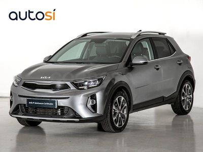 Gris / plata Usado 2024 Kia Stonic Style SUV | 20.990 € (Un poco caro)