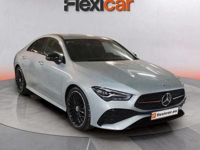 Usado Mercedes CLA220 190 CV (139 kW) 2025 Gris Berlina