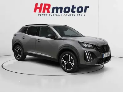 Usado Peugeot 2008 Allure 102 CV (75 kW) 2024 Gris SUV