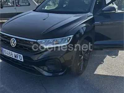 Usado VW T-Roc R-line 190 CV (139 kW) 2023 Negro SUV