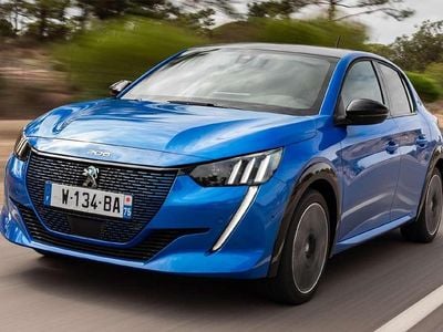 Blanco Usado 2020 Peugeot e-208 Active Utilitario | 11.690 € (Buen precio)