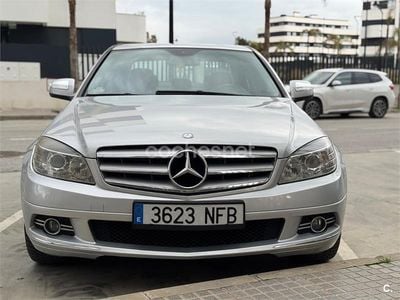 Usado Mercedes C220 Avantgarde 170 CV (125 kW) 2009 Gris / plata Berlina
