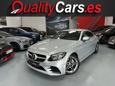 Usado Mercedes C200 184 CV (135 kW) 2020 Gris / plata Coupe