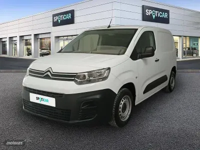 Usado Citroën Berlingo 102 CV (75 kW) 2022 Blanco Monovolumen
