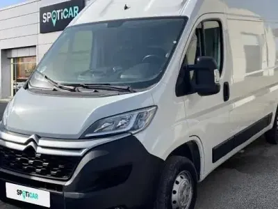 Usado Citroën Jumper 120 CV (88 kW) 2023 Blanco Monovolumen