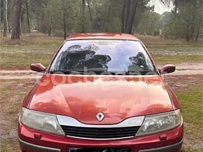 Granate Usado 2003 Renault Laguna II Privilege Berlina | 1700 € (Precio justo)