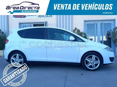 Usado Seat Altea Style 105 CV (77 kW) 2013 Blanco Monovolumen