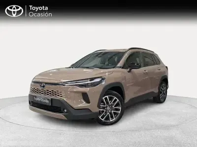 Usado Toyota Corolla Cross Style 178 CV (130 kW) 2025 Marrón SUV