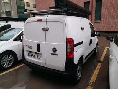 Używany Fiat Fiorino 70 KM (51 kW) 2020 Biały Minivan