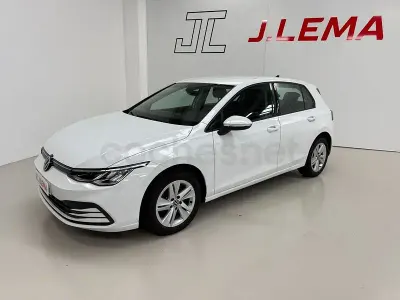 Usado VW Golf VIII Life 115 CV (84 kW) 2022 Blanco Berlina