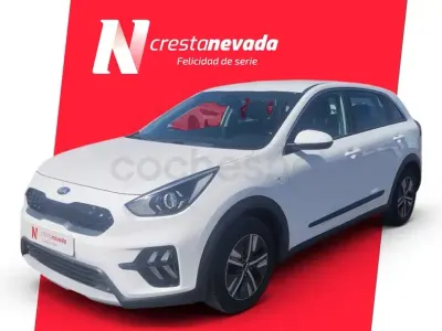 Usado Kia Niro 141 CV (103 kW) 2021 Blanco SUV