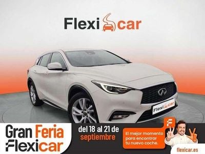 Infiniti Q30