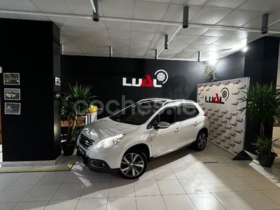 Blanco Usado 2015 Peugeot 2008 Active SUV | 8900 € (Precio justo)