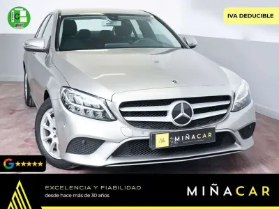 Usado Mercedes C180 159 CV (116 kW) 2019 Beige Utilitario