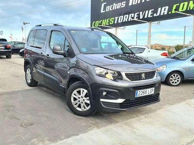 Usado Peugeot Rifter Active 131 CV (96 kW) 2020 Gris Monovolumen