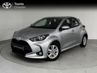 Usado Toyota Yaris Edition 125 CV (91 kW) 2024 Gris / plata Utilitario