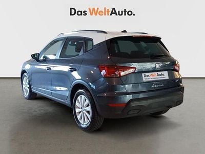 Usado Seat Arona Style 115 CV (84 kW) 2025 Gris SUV