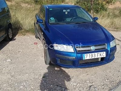 Azul Usado 2007 Fiat Stilo Feel Berlina | 3000 € (Precio justo)