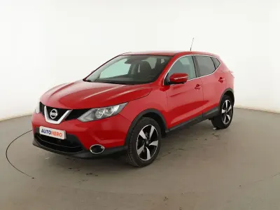 Usado Nissan Qashqai 360º 115 CV (84 kW) 2015 Rojo SUV