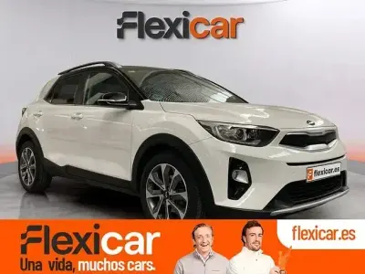 Usado Kia Stonic 100 CV (73 kW) 2018 Blanco SUV