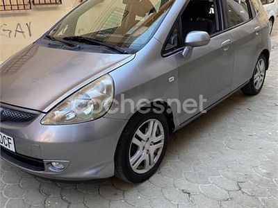 Usado Honda Jazz ES 83 CV (61 kW) 2004 Gris / plata Utilitario