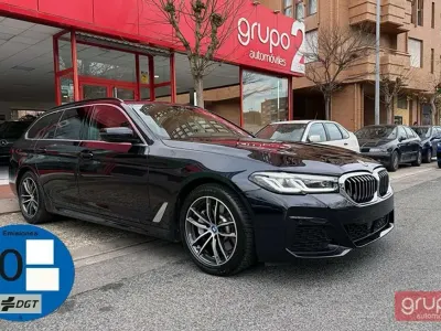 Używany BMW 530e Sport Line 292 KM (214 kW) 2023 Czarny Kombi