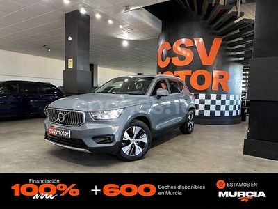 Gris / plata Usado 2020 Volvo XC40 Inscription SUV | 23.450 € (Precio justo)