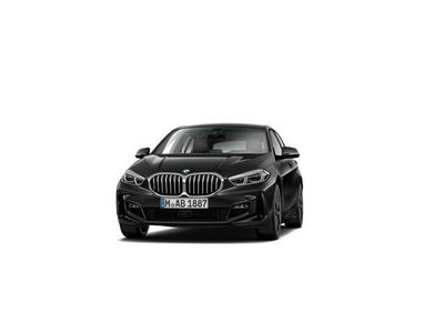 Begagnad BMW 118 Shadowline 150 HK (110 kW) 2022 Svart Halvkombi