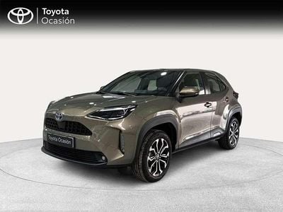 Marrón Usado 2023 Toyota Yaris Cross Active SUV | 23.900 € (Un poco caro)