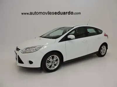 Usado Ford Focus Trend 101 CV (74 kW) 2014 Blanco Utilitario