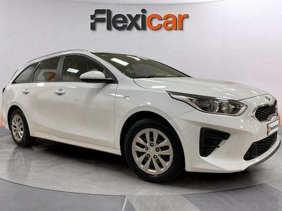 Blanco Usado 2020 Kia Ceed Utilitario | 11.690 € (Buen precio)