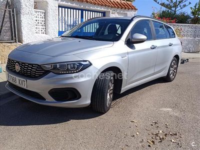 Gris / plata Usado 2019 Fiat Tipo Mirror Familiar | 9900 € (Precio justo)