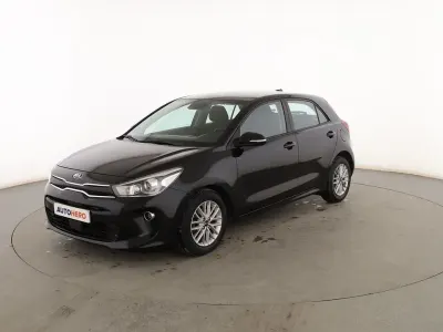 Usado Kia Rio Active 85 CV (62 kW) 2018 Negro Berlina
