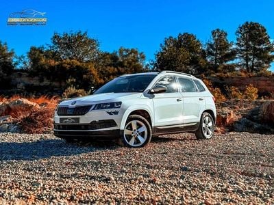 Usado Skoda Karoq Ambition 150 CV (110 kW) 2020 Blanco SUV