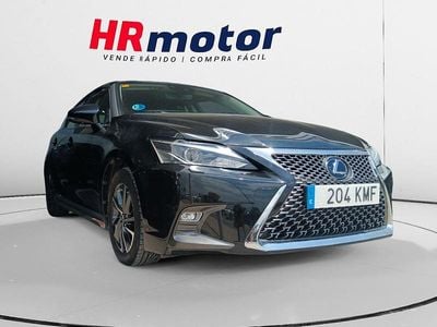 Lexus CT200h