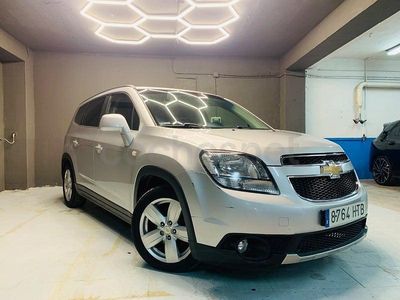 Usado Chevrolet Orlando LTZ 163 CV (119 kW) 2014 Gris / plata Monovolumen