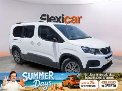 Usado Peugeot Rifter Active 130 CV (95 kW) 2022 Blanco Monovolumen