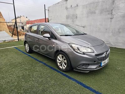 Gris / plata Usado 2016 Opel Corsa Color Edition Berlina | 6499 € (Precio justo)