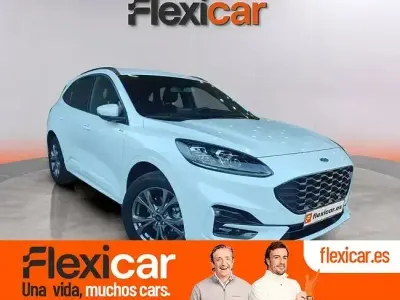 Usado Ford Kuga ST-Line 225 CV (165 kW) 2023 Blanco SUV