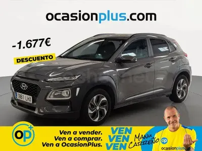 Usado Hyundai Kona 141 CV (103 kW) 2020 Gris / plata SUV