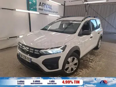 Używany Dacia Jogger Essentiel 100 KM (73 kW) 2023 Biały Minivan