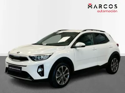 Usado Kia Stonic 100 CV (73 kW) 2020 SUV