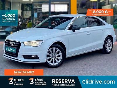 Usado Audi A3 Attraction 105 CV (77 kW) 2014 Blanco Berlina
