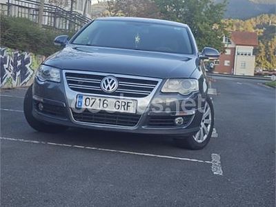 Gris / plata Usado 2009 VW Passat Advance Berlina | 4550 € (Precio justo)