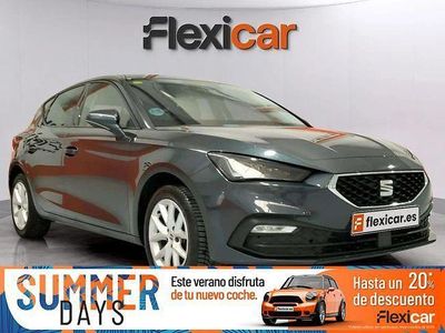 Usado Seat Leon Style 115 CV (84 kW) 2020 Gris / plata Berlina